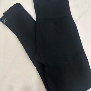 SET Active Sculpt flex Black Leggings
